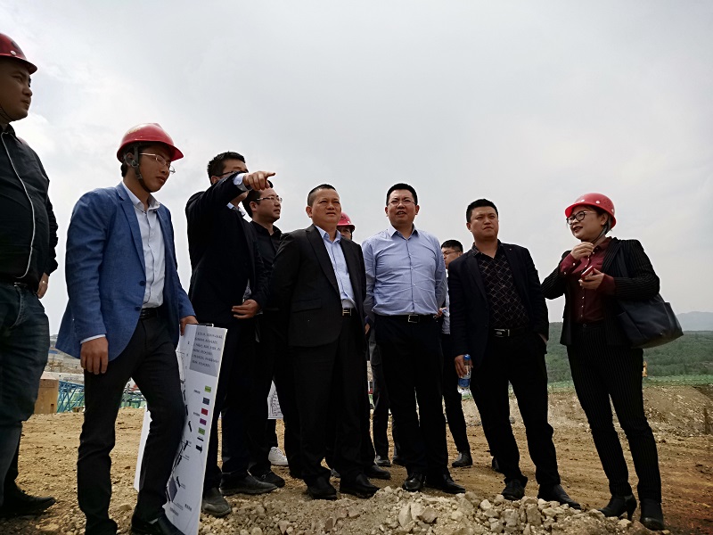 恒大广州贵州分公司董事长检查六盘水项目筹备工作